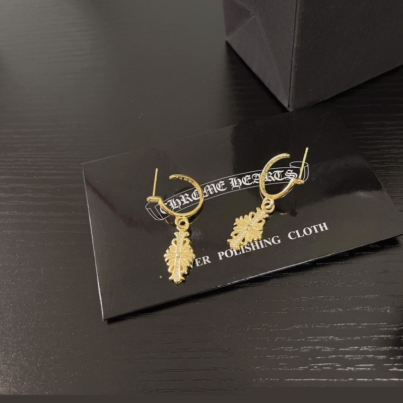 Ch**me He**ts earrings